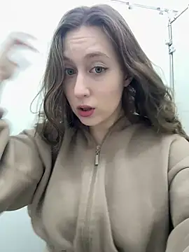 FroggyAnna online show from April 2026 05:20:02 PM