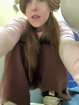 FroggyAnna online show from March 2026 04:51:01 PM