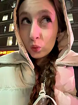 FroggyAnna online show from November 2025 03:02:01 PM