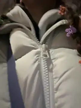 FroggyAnna online show from November 2025 04:40:02 PM