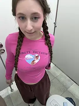 FroggyAnna online show from March 2026 04:51:02 PM