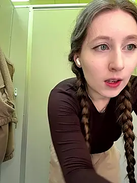 FroggyAnna online show from January 2026 06:26:01 PM