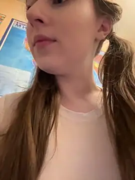 FroggyAnna online show from March 2026 05:03:02 PM