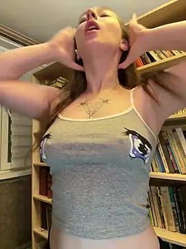 FroggyAnna online show from April 2026 06:43:01 PM