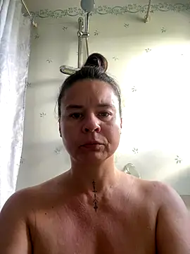 Snapshot of TheNaturalistX chatting on September 2025 08:10:02 AM TheNaturalistX online show from September 2025 08:10:02 AM