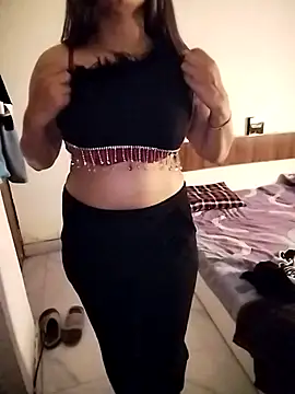 Sexy vernilla online show from February 2026 05:10:02 PM