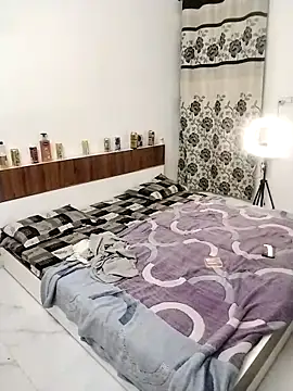 Sexy vernilla online show from October 2025 03:15:01 PM
