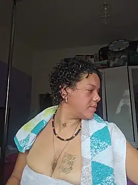 GoddessChantelle online show from November 2025 10:52:02 AM