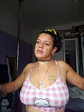 GoddessChantelle online show from October 2025 01:56:01 PM