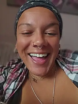 Snapshot of GoddessChantelle chatting on July 2026 02:43:01 PM GoddessChantelle online show from July 2026 02:43:01 PM