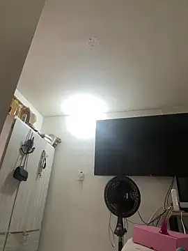 skullvalu online show from April 2026 06:45:02 PM