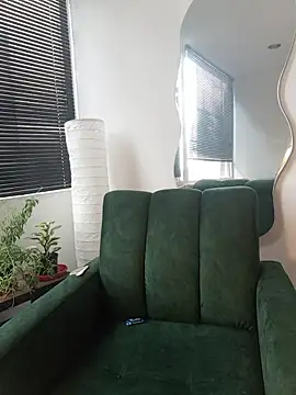 Snapshot of a_Malgosia_mako chatting on December 2025 05:14:02 PM a Malgosia mako online show from December 2025 05:14:02 PM