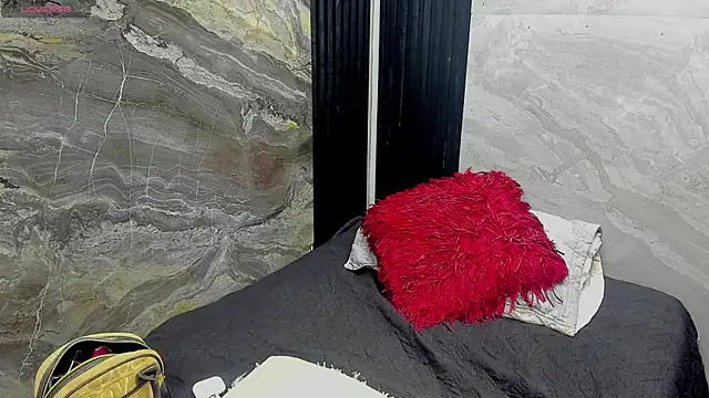 Bora Lajuana online show from September 2025 04:11:01 AM