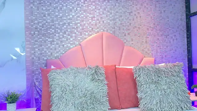 AshleyBaker1 online show from February 2026 02:28:02 PM