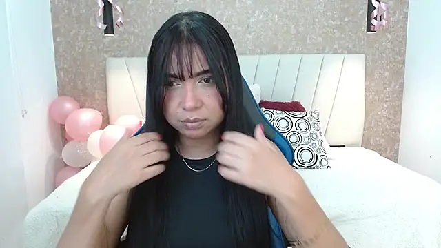 AliceSmiith  online show from October 2025 05:58:02 PM