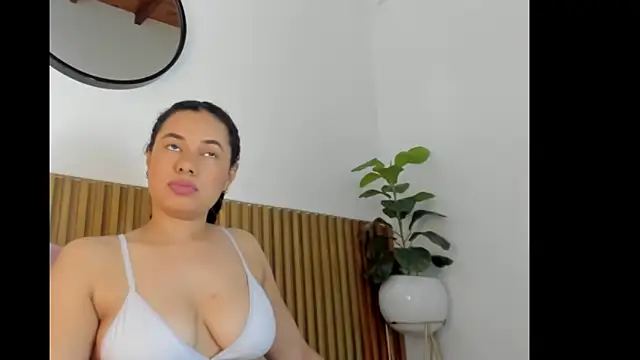 angie leonn online show from September 2025 12:23:01 PM