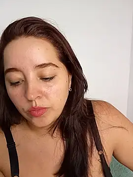 LoanaSantos online show from October 2025 09:49:01 PM