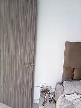 LoanaSantos online show from April 2026 09:07:01 PM