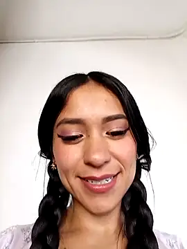 Liahdiaz  online show from September 2025 03:06:01 PM