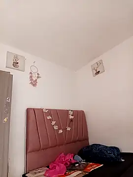 Liahdiaz  online show from December 2025 04:55:02 PM