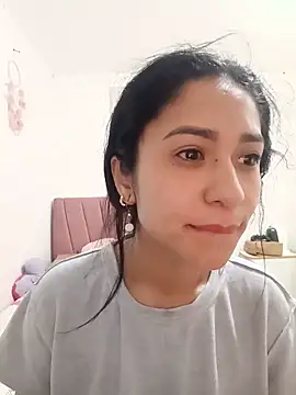 Liahdiaz  online show from June 2026 01:38:02 PM