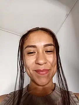 Liahdiaz  online show from November 2025 05:13:02 PM