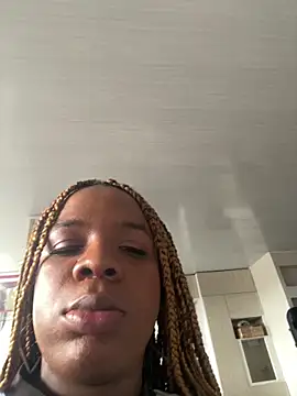 LicyEvans1 online show from February 2026 09:36:01 PM