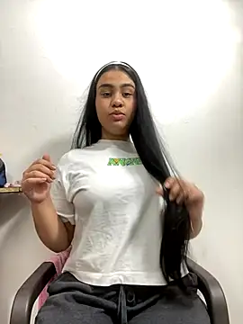 miawhithee online show from November 2025 01:50:01 AM