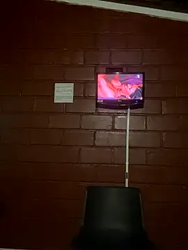 miawhithee online show from November 2025 04:49:02 AM