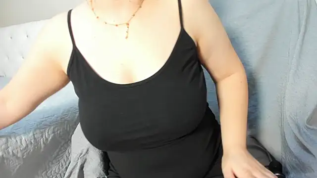 twinwoke12 online show from July 2026 03:35:01 PM
