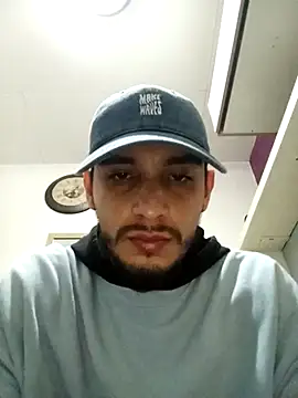 Snapshot of Juandavidbolivar chatting on November 2025 03:00:02 AM Juandavidbolivar online show from November 2025 03:00:02 AM