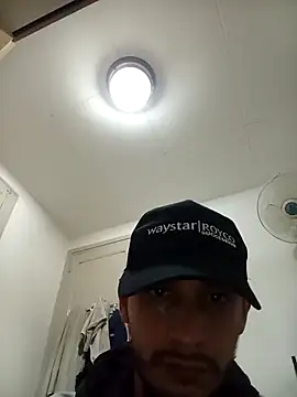 Snapshot of Juandavidbolivar chatting on November 2025 12:14:01 AM Juandavidbolivar online show from November 2025 12:14:01 AM