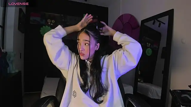 miIa bratz online show from March 2026 08:46:02 PM