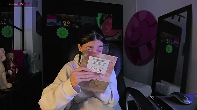 miIa bratz online show from March 2026 08:46:02 PM