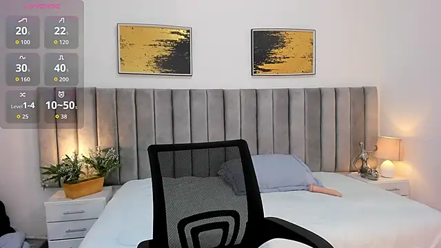 Snapshot of _shalimar chatting on November 2025 06:56:02 PM shalimar online show from November 2025 06:56:02 PM