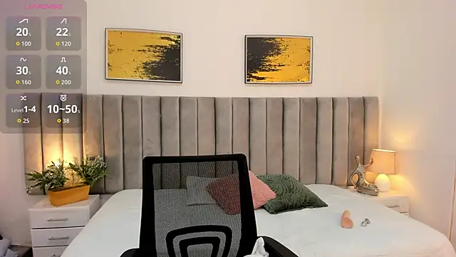 Snapshot of _shalimar chatting on November 2025 06:55:02 PM shalimar online show from November 2025 06:55:02 PM