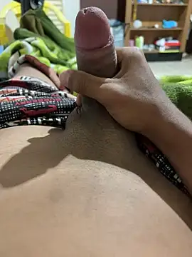 marcqueim online show from February 2026 10:53:01 PM