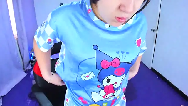 Snapshot of Luna_Analya chatting on March 2026 01:40:02 PM Luna Analya online show from March 2026 01:40:02 PM