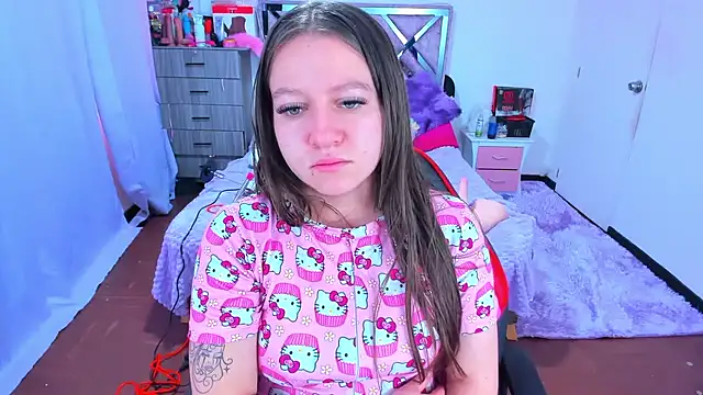 Luna Analya online show from December 2025 12:32:02 PM