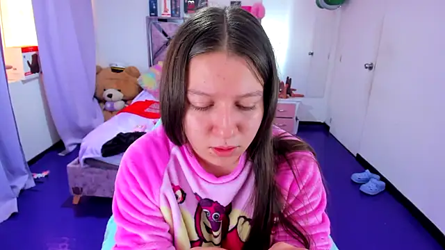 Luna Analya online show from May 2026 05:48:01 PM
