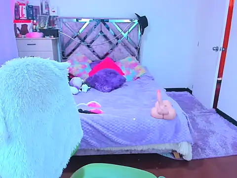 Luna Analya online show from October 2025 12:59:01 PM