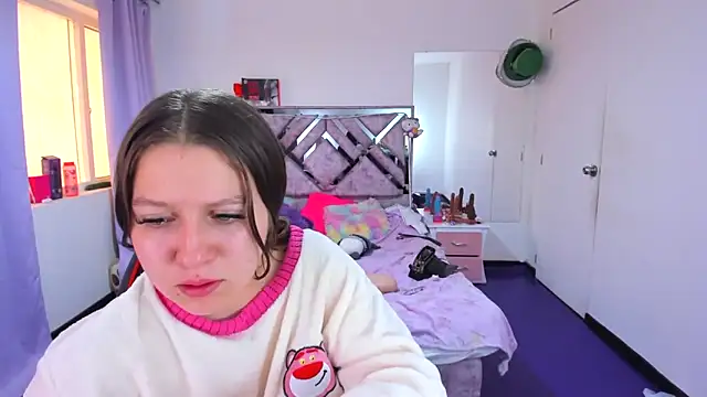 Snapshot of Luna_Analya chatting on March 2026 04:19:01 PM Luna Analya online show from March 2026 04:19:01 PM