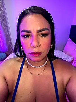 Snapshot of Vicky_Saidi chatting on October 2025 12:28:01 PM Vicky Saidi online show from October 2025 12:28:01 PM