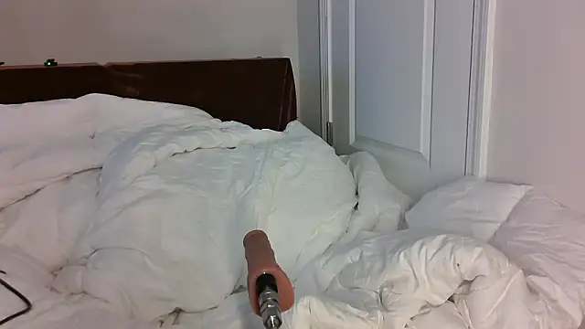 kikitheclown online show from May 2026 12:33:02 PM