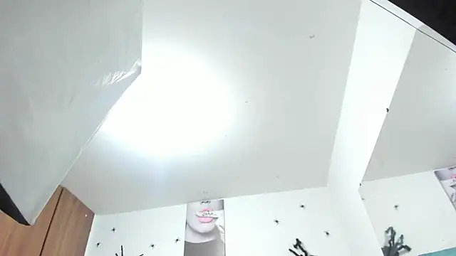 Snapshot of Rihanna_hotx chatting on November 2025 03:12:02 AM Rihanna hotx online show from November 2025 03:12:02 AM