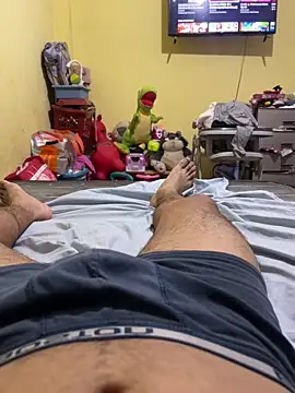 Snapshot of Luisfenaso chatting on February 2026 03:25:02 AM Luisfenaso online show from February 2026 03:25:02 AM