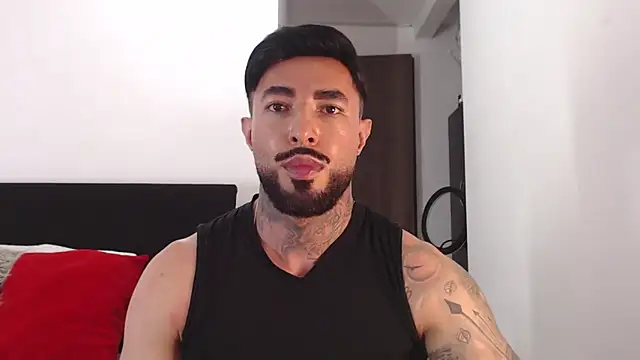 andrea de lucaa online show from June 2026 04:01:02 AM