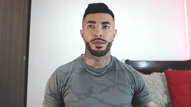 andrea de lucaa online show from March 2026 02:14:02 AM