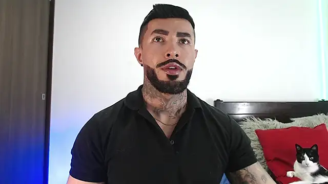 andrea de lucaa online show from April 2026 03:57:01 AM