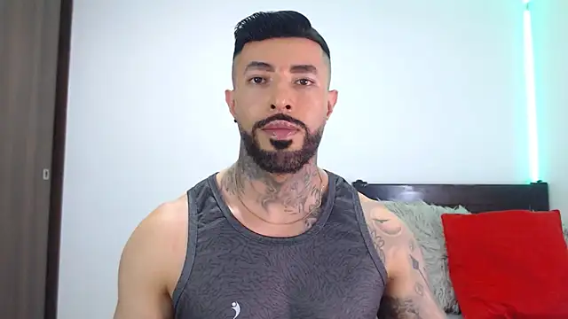 andrea de lucaa online show from February 2026 03:58:01 AM